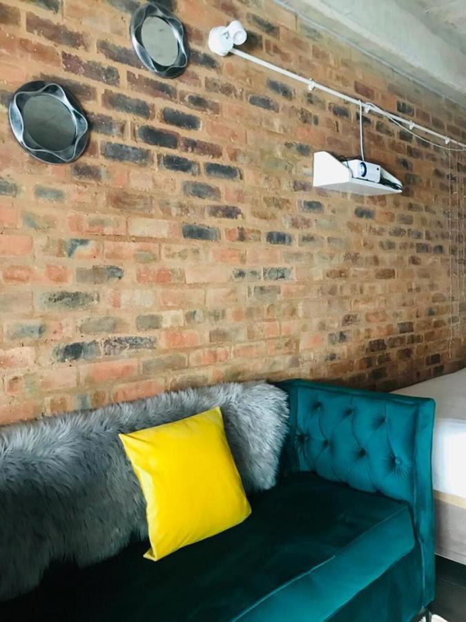 Cozy Apartment In The Center Of Maboneng With Free Wifi Johannesburg Exterior photo
